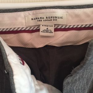 Banana Republic Pants - Banana Republic Logan Fit Slacks Banana Republic Pants - Banana Republic Logan Fit Slacks